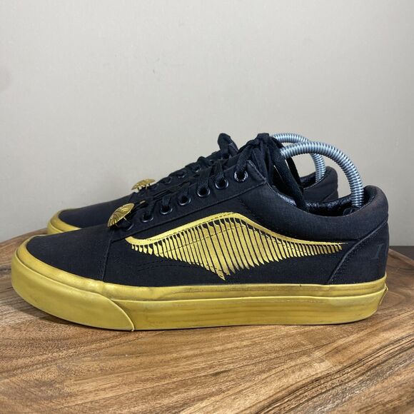 VANS Old Skool Harry Potter Golden Snitch Mens Black And Gold Size 8.5 Shoes - Picture 2 of 9